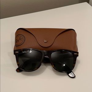 Ray Ban Classic Wayfarer 54 MM